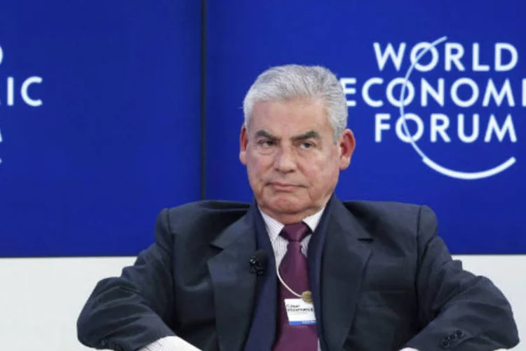 O primeiro-ministro do Peru, César Villanueva: Villanueva declarou que seu gabinete e o Ministério da Economia e Finanças avaliavam um aumento do salário mínimo (Jason Alden/Bloomberg)