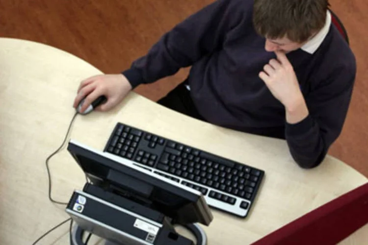 Quem não usa computador diz que não precisa do equipamento para fazer o negócio funcionar (.)