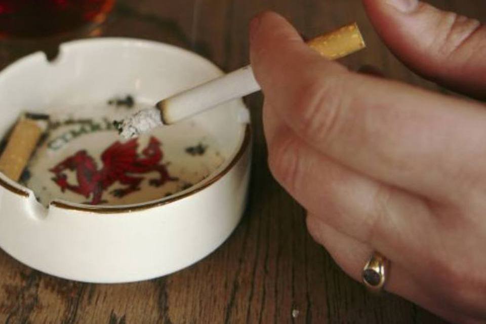 EUA: indústria do tabaco terá que pagar US$ 270 milhões a fumantes