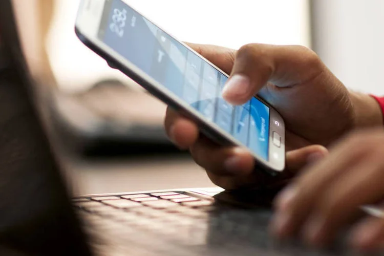 
	Smartphone: &ldquo;&eacute; um canal de comunica&ccedil;&atilde;o apartid&aacute;rio entre a sociedade e o Poder P&uacute;blico&quot; diz o procurador que criou o aplicativo
 (Thinkstock)