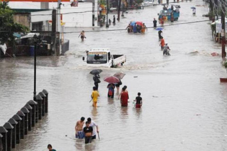 Inundações levam caos e mortes às Filipinas