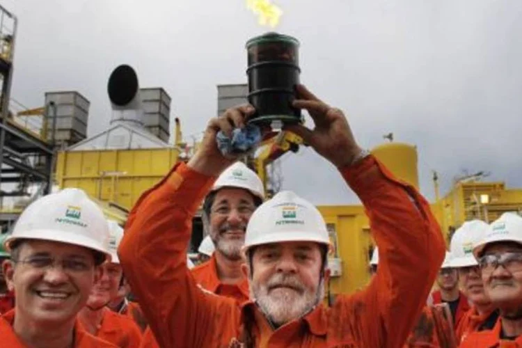 Somente poderão adquirir ações da estatal aqueles trabalhadores que já tenham conta vinculada ao FGTS e já sejam cotistas dos FMP (.)