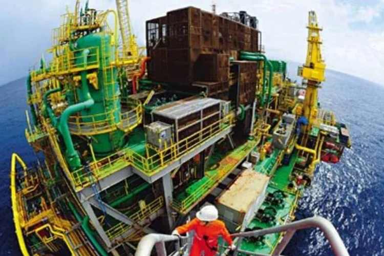 Petrobras: o fundo com a menor taxa de administração é o melhor para investir (.)