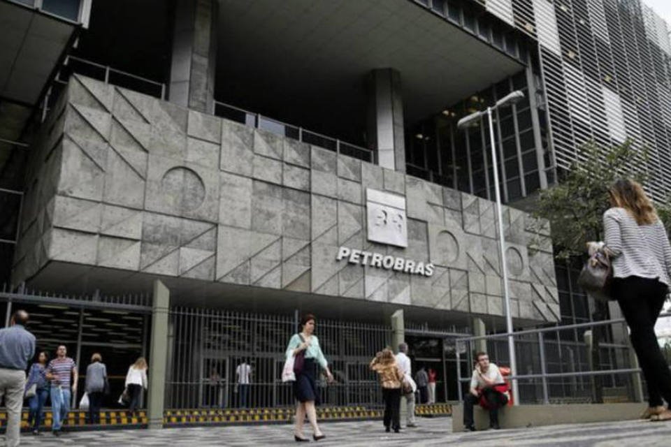 Petrobras deve publicar baixas contábeis até o fim de abril