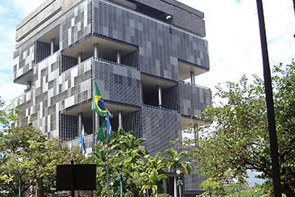 Justiça hipoteca edifício-sede da Petrobras