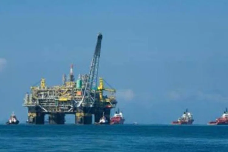 Petrobras sobe em meio ao anúncio de uma descoberta de petróleo em águas profundas no Nordeste (Felipe Dana/EXAME)