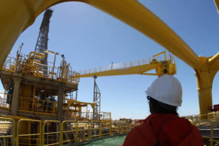 Preço do barril será usado como base na capitalização da Petrobras (Arquivo)
