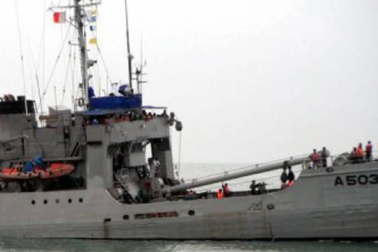 
	Petroleiro: &quot;barcos que o cercavam n&atilde;o puderam segui-lo&quot;, declarou um membro do Congresso Geral Nacional
 (AFP)
