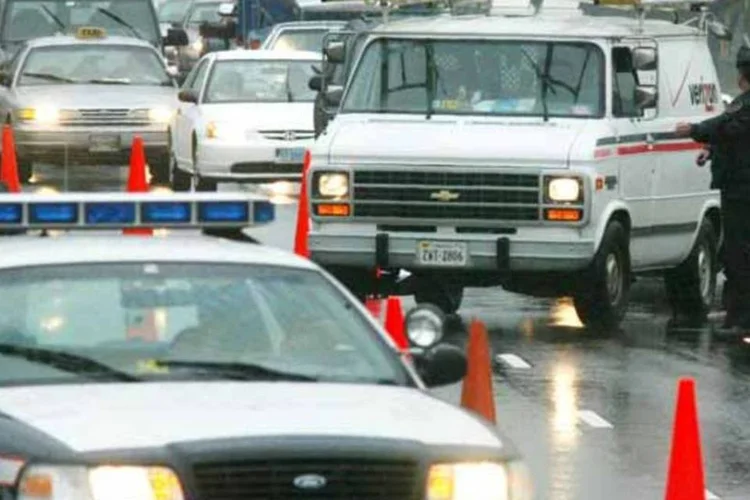 
	Tr&aacute;fego de carros no Canad&aacute;: a pol&iacute;cia acrescentou n&atilde;o ter evid&ecirc;ncia de que outro pa&iacute;s apoiasse o plano de ataque.
 (Getty Images)