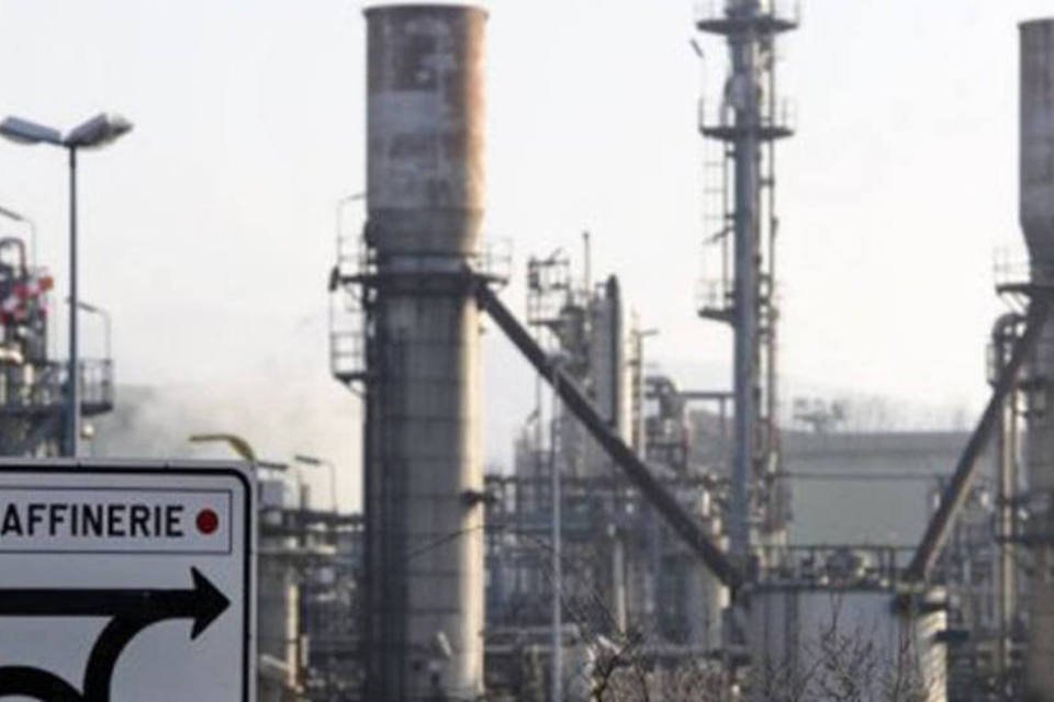 Barril do Texas fecha em queda