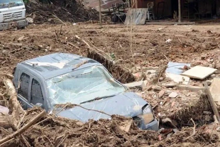 Destruição causada pelas enchentes em Petrópolis, no Rio (Wilson Dias/ABr)