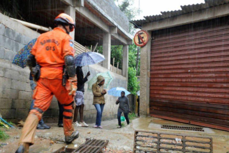 Governo libera R$ 8 mi para Defesa Civil de Petrópolis