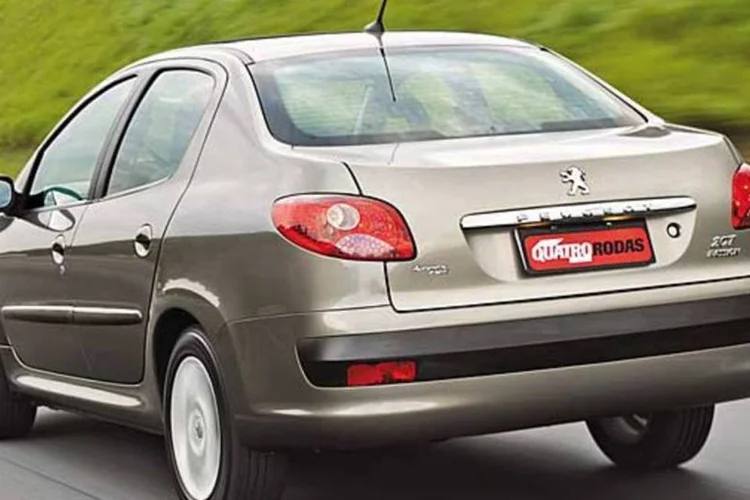 Peugeot 207 Passion é o décimo sedã mais vendido do Brasil