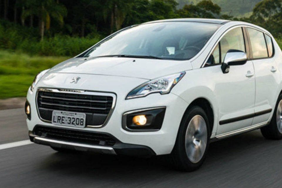Linha 2016 do Peugeot 3008 chega por R$ 113.990