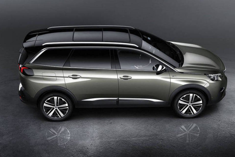 Peugeot 5008 vira SUV em segunda geração