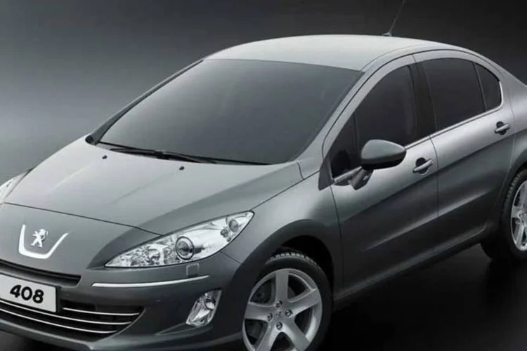 Peugeot 408: versão de entrada é vendida por 59.500 reais (Divulgação/EXAME.com)