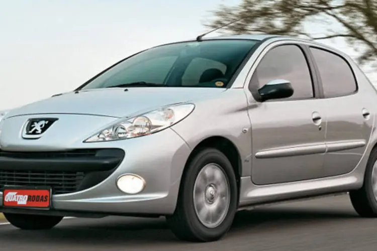 Peugeot 207 da promoção: ela busca incentivar os consumidores a visitarem as lojas da rede (QUATRO RODAS)