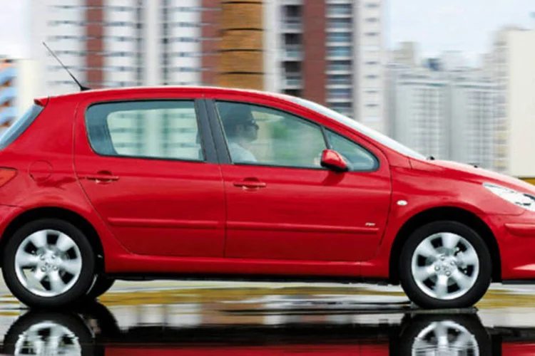 Peugeot 307 (QUATRO RODAS)