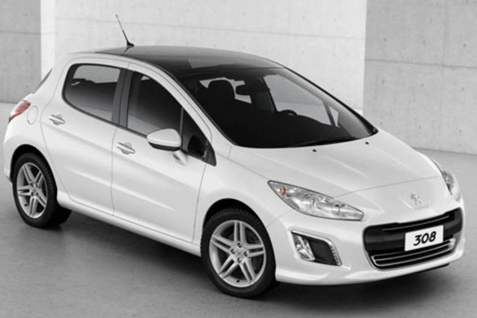 Peugeot 308 começa a ser vendido por R$ 53.990