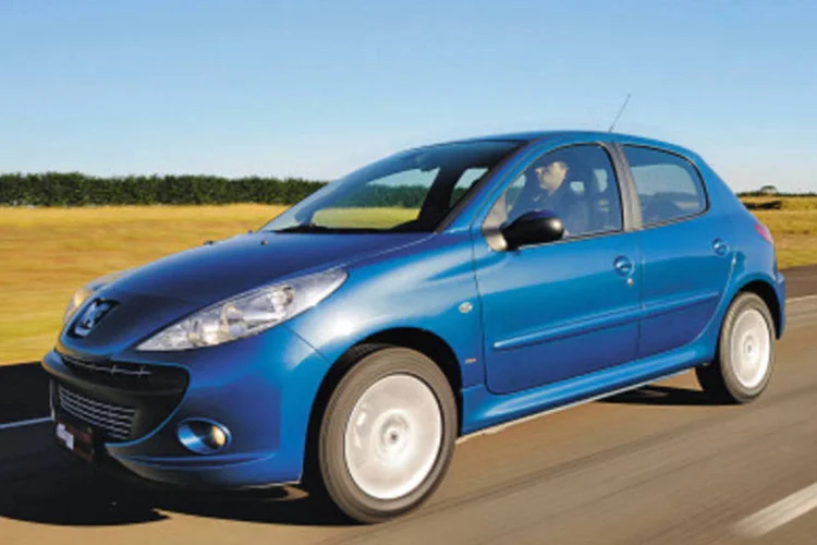 O modelo 207 Hatchback, da Peugeot (MARCO DE BARI/Quatro Rodas)