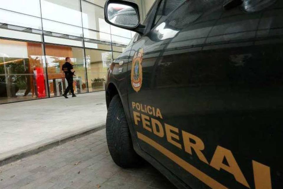 Justiça solta 3 delegados da PF presos na Operação Inversão