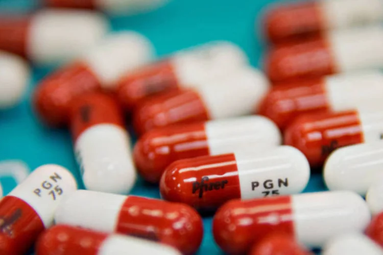 
	IPC-S: em sa&uacute;de e cuidados pessoais, a taxa subiu de 0,44% para 0,56%, puxada pelos medicamentos que ficaram 0,2% mais caros
 (Bloomberg)