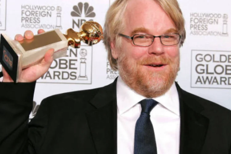 Philip Seymour Hoffman, com prêmio de melhor ator pela atuação em "Capote", no Globo de Ouro: Hoffman foi encontrado morto no banheiro de seu apartamento (Lucy Nicholson/Files/Reuters)