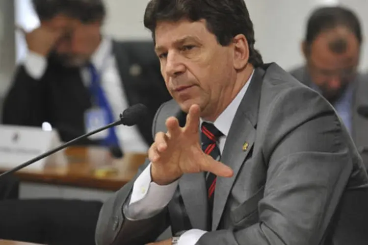 
	Ivo Cassol: senador j&aacute; foi condenado pelo STF por fraudes em licita&ccedil;&otilde;es relativas ao seu mandato como prefeito de Rolim de Moura
 (Antonio Cruz/ABr)