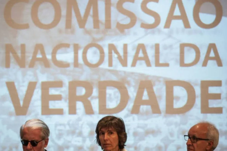 
	Membros da Comiss&atilde;o da Verdade: Rio quer medidas jur&iacute;dias para obrigar o ex&eacute;rcito a colaborar
 (Marcelo Camargo/Abr)