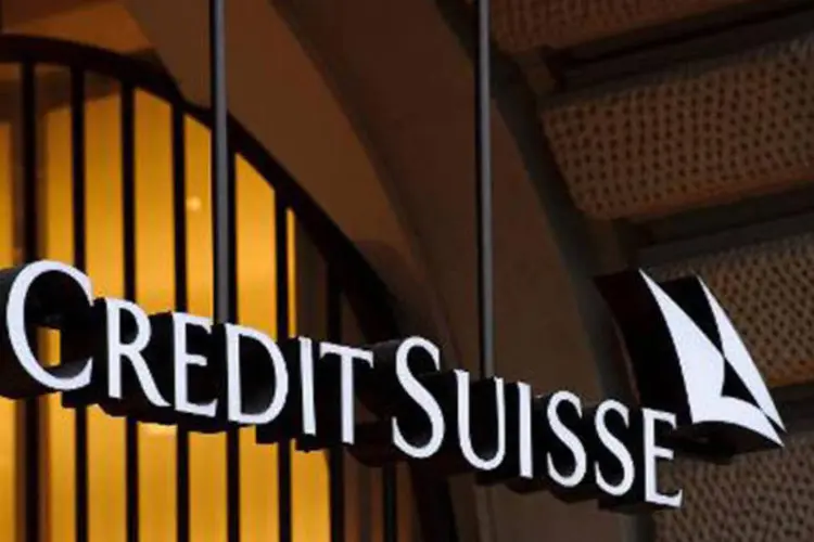 
	Credit Suisse: a receita foi menor que o ganho de 1,03 bilh&atilde;o de francos su&iacute;&ccedil;os apurado no mesmo per&iacute;odo de 2014
 (Fabrice Coffrini/AFP)