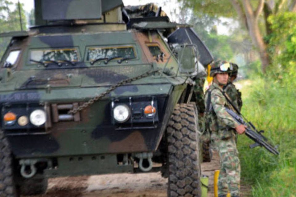 Senador colombiano pede derrubada de aviões de guerra russos