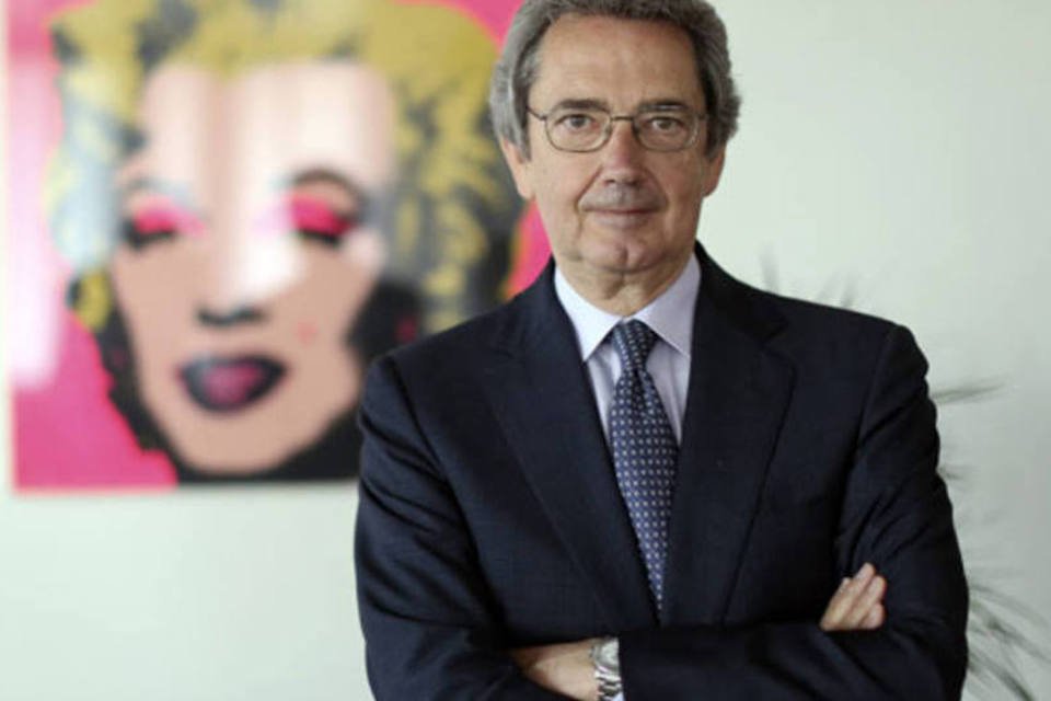 Telecom Italia deve nomear substituto de Bernabè em novembro