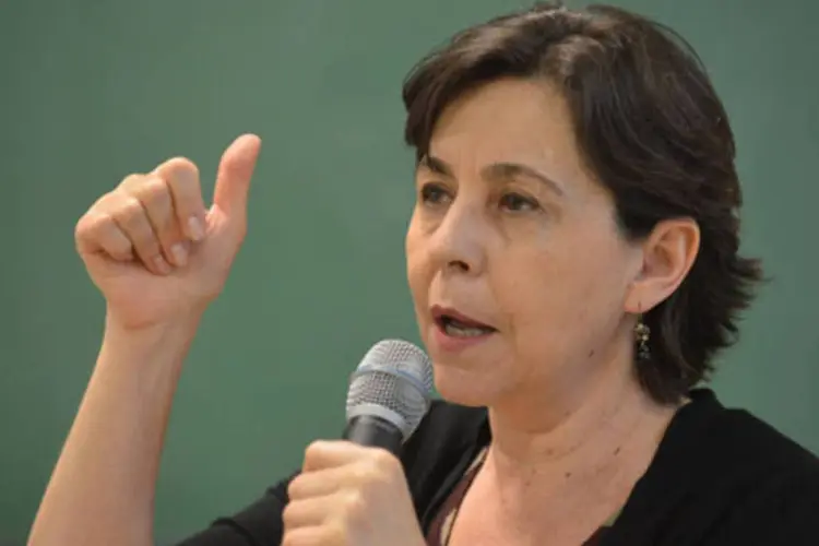 
	Tereza Campello: ministra atacou proposta de A&eacute;cio Neves
 (Elza Fiúsa/ABr)