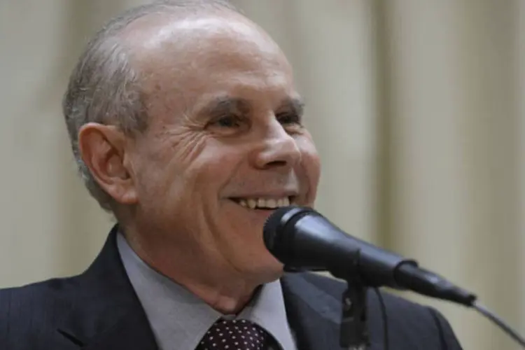 O ministro da Fazenda, Guido Mantega: “o que nós estamos vendo é que a inflação baixou mesmo. Portanto, isso significa que a inflação sempre esteve sob controle e agora voltou para o patamar normal desta época do ano.”, disse (Fabio Rodrigues Pozzebom/ABr)