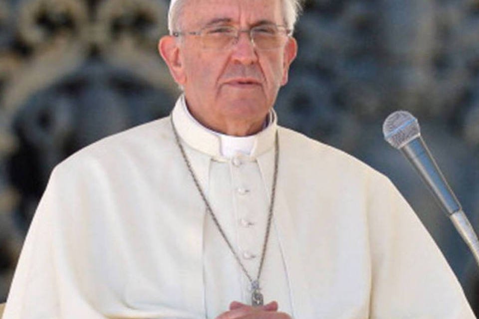 Papa exclama que 'é uma vergonha' o naufrágio de Lampedusa