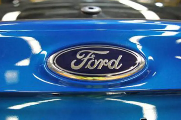 
	Logo da Ford m modelo novo de Ford Focus: devido a parafusos fora de ajuste, em caso de batida, existe o risco de deslocamento do banco
 (Mira Oberman/AFP)