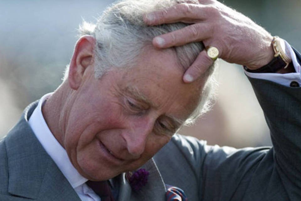 Parlamento irá averiguar direito de veto do príncipe Charles