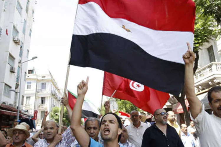Manifestantes no Egito: Itamaraty diz que não há brasileiros entre as vítimas nem registros de incidentes nos protestos (Zoubeir Souissi /Reuters)