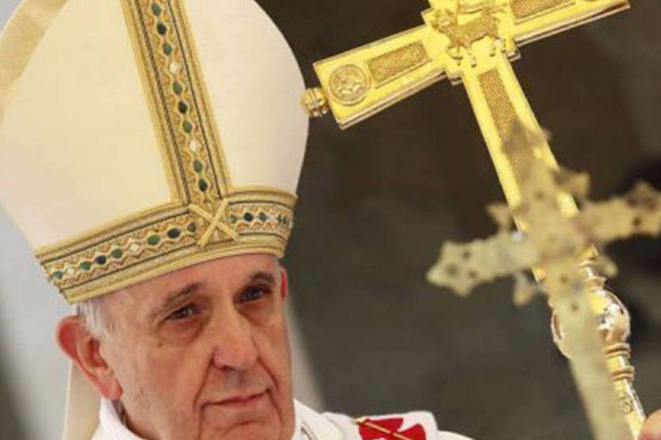 Papa defende a participação da Igreja nas redes sociais