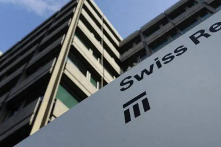 A sede da maior empresa de resseguros do mundo, a Swiss Re: durante primeiro semestre, prejuízos ligados a catástrofes naturais foram de US$ 56 bi (Sebastien Bozon/AFP)