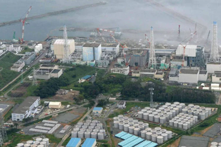 
	Vista a&eacute;rea da usina de Fukushima, operada pela Tepco: &quot;a forma como a empresa administrou a &aacute;gua contaminada falhou&quot;, disse pescador
 (Kyodo/Reuters)