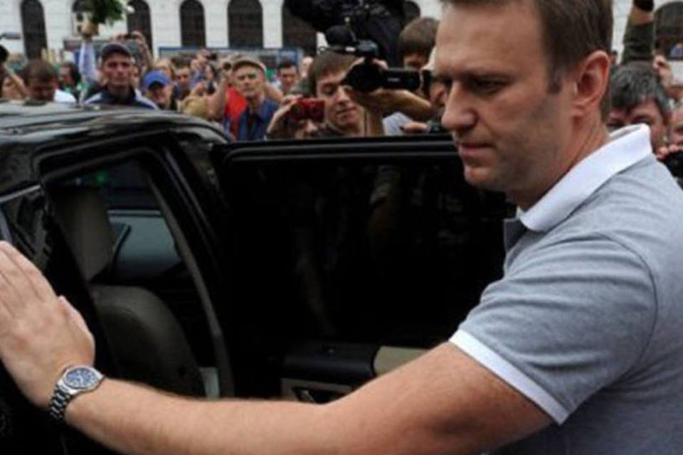Rússia autoriza opositor a prosseguir com campanha eleitoral