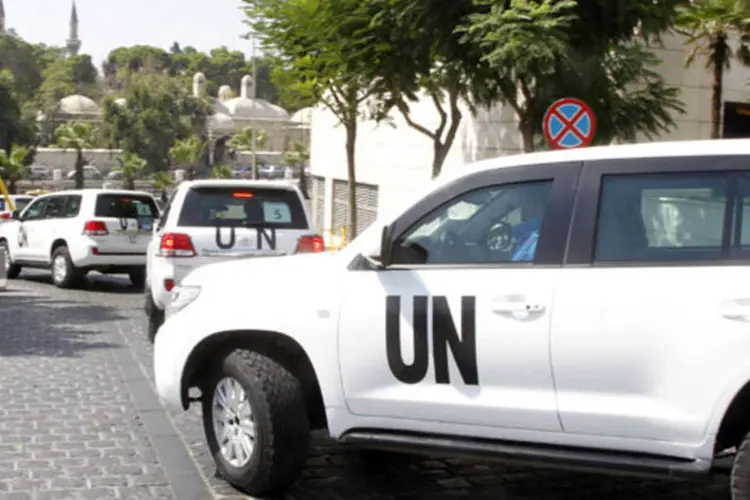 
	Ve&iacute;culos da ONU na S&iacute;ria: &quot;haver&aacute; um informe assim que se concluam as an&aacute;lises&quot;, disse porta-voz
 (Khaled al-Hariri/Reuters)