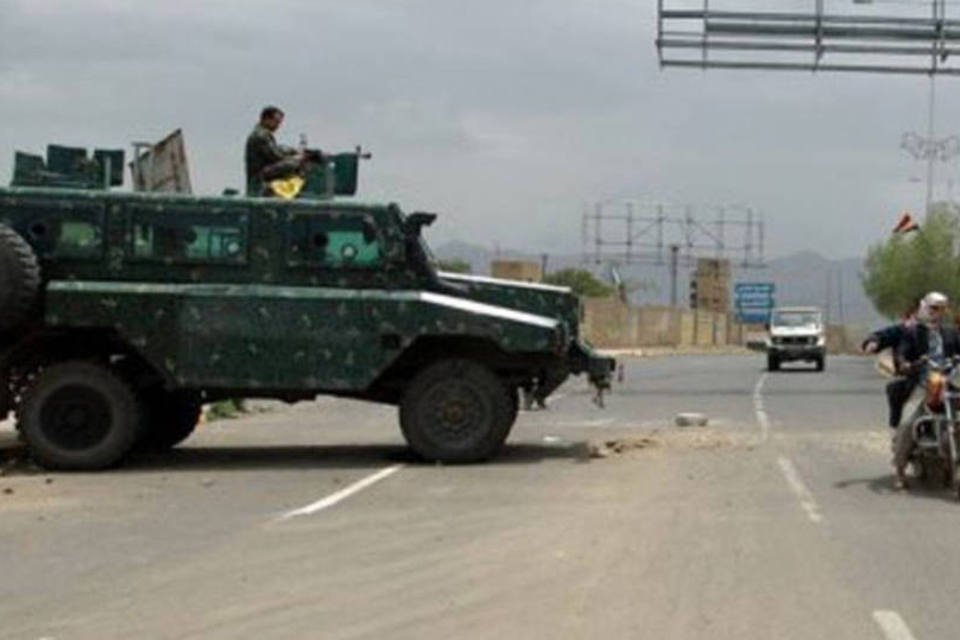 Ataque à estação militar deixa 8 mortos no Iêmen