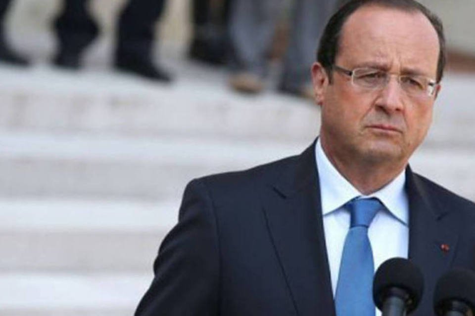 Acusações de Assad reforçam vontade de atuar, diz Hollande