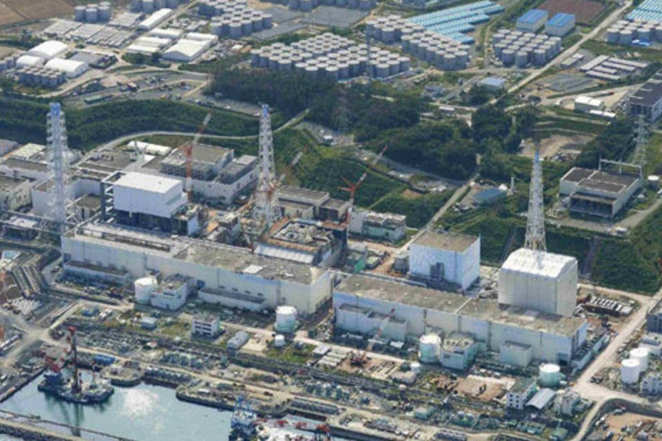 Operadora de Fukushima detecta césio 137 a 1 km da usina