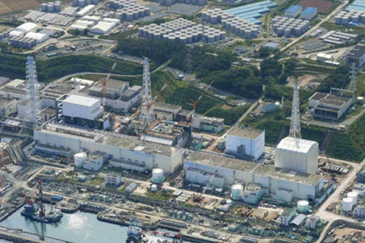 Vista aérea de Fukushima: governo vai gastar esse valor pois a operadora Tepco não consegue administrar sozinha a questão da central nuclear (Kyodo/Reuters)