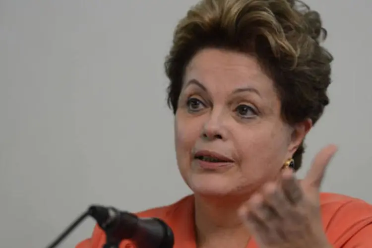 
	Dilma Rousseff: percentual da popula&ccedil;&atilde;o que avalia como &oacute;timo ou bom o desempenho do governo da presidente aumentou de 37% para 43%
 (Fabio Rodrigues Pozzebom/ABr)