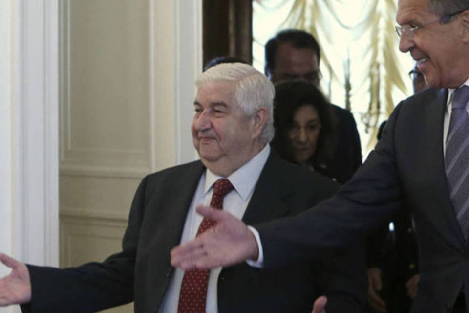 Rússia e Síria ainda acreditam em acordo político