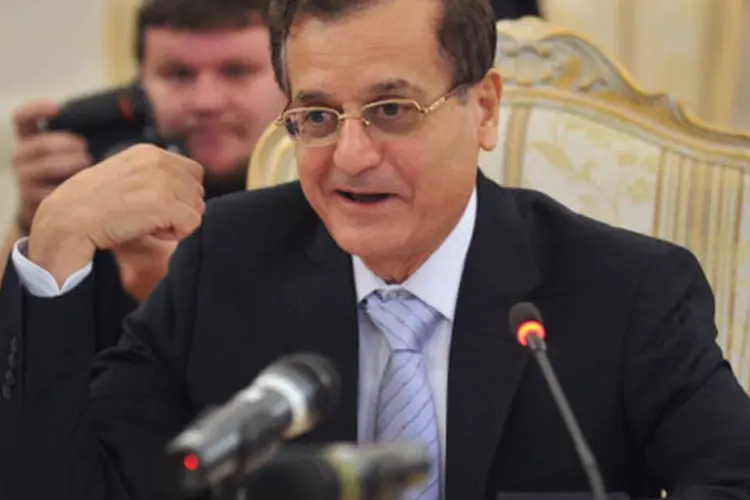 Adnan Mansur, ministro de Relações Exteriores libanês: "estados árabes devem adotar uma posição comum para impedir uma agressão contra a Síria", disse (Getty Images)